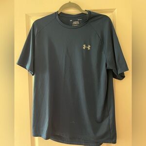Men’s under armour blue tshirt